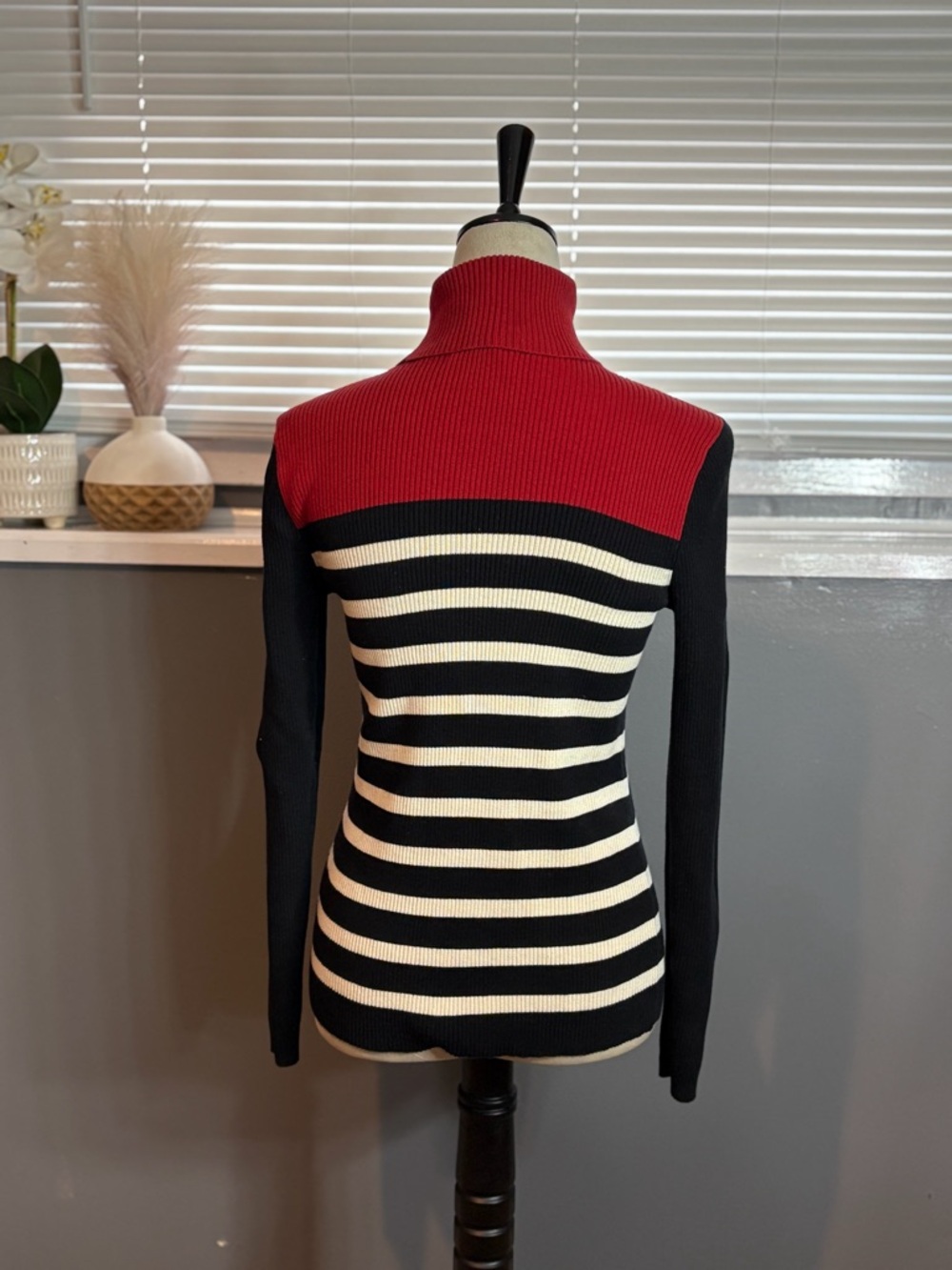 Classic Lauren Ralph Lauren ribbed turtleneck sweater Size M - Picture 6 of 7